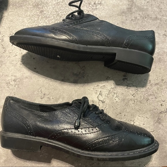 Jeffrey Campbell Moyra Wingtip Oxford 